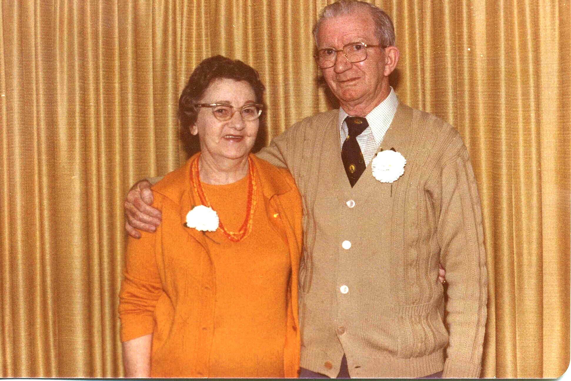 Photo of photos/Alva Kenneth McLennan & wife Iris portrait